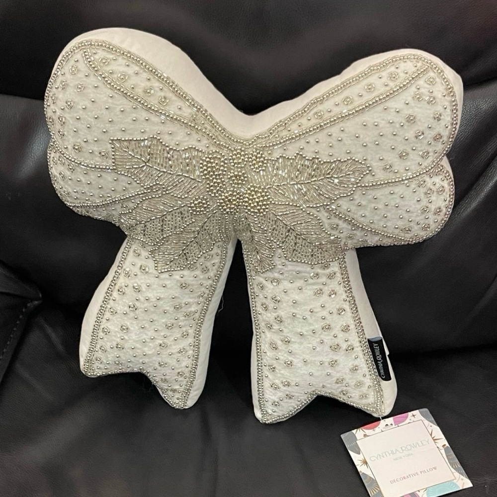 Christmas Cynthia Rowley Beaded Bow Pillow - Christmas White Bow Beaded Pillow